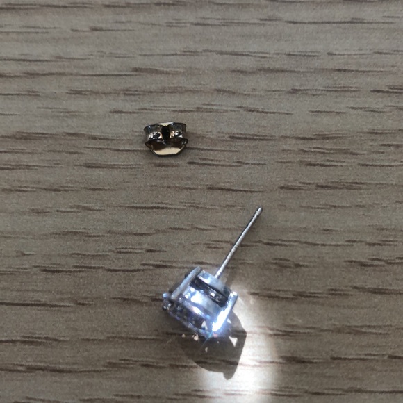 One 3 ct. size (approx) cubic zirconia stud. Super sparkly! - Picture 12 of 16